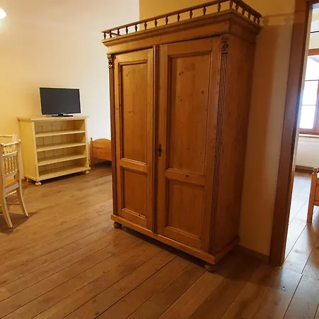 Apartment Reve