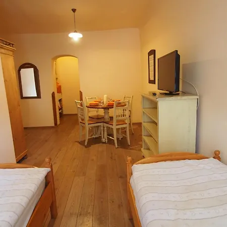 Reve Apartment *